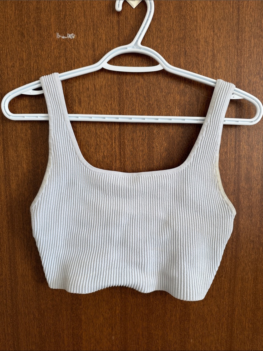Babaton Sculpt Knit Crop Top